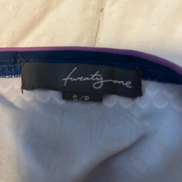 Multi-Colored Dress - Picture 4 of 4